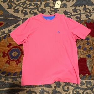 NWT-Men's Tommy Bahama single pocket tee (Bali Skyline) Medium in French Rose
